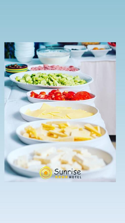 Sunrise Hotel Sarandë Esterno foto