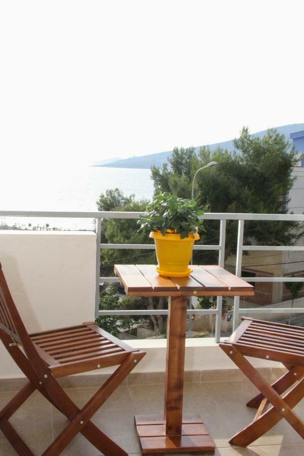 Sunrise Hotel Sarandë Esterno foto
