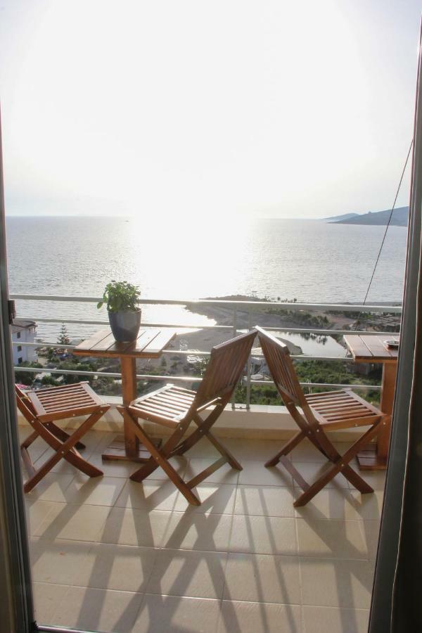 Sunrise Hotel Sarandë Esterno foto