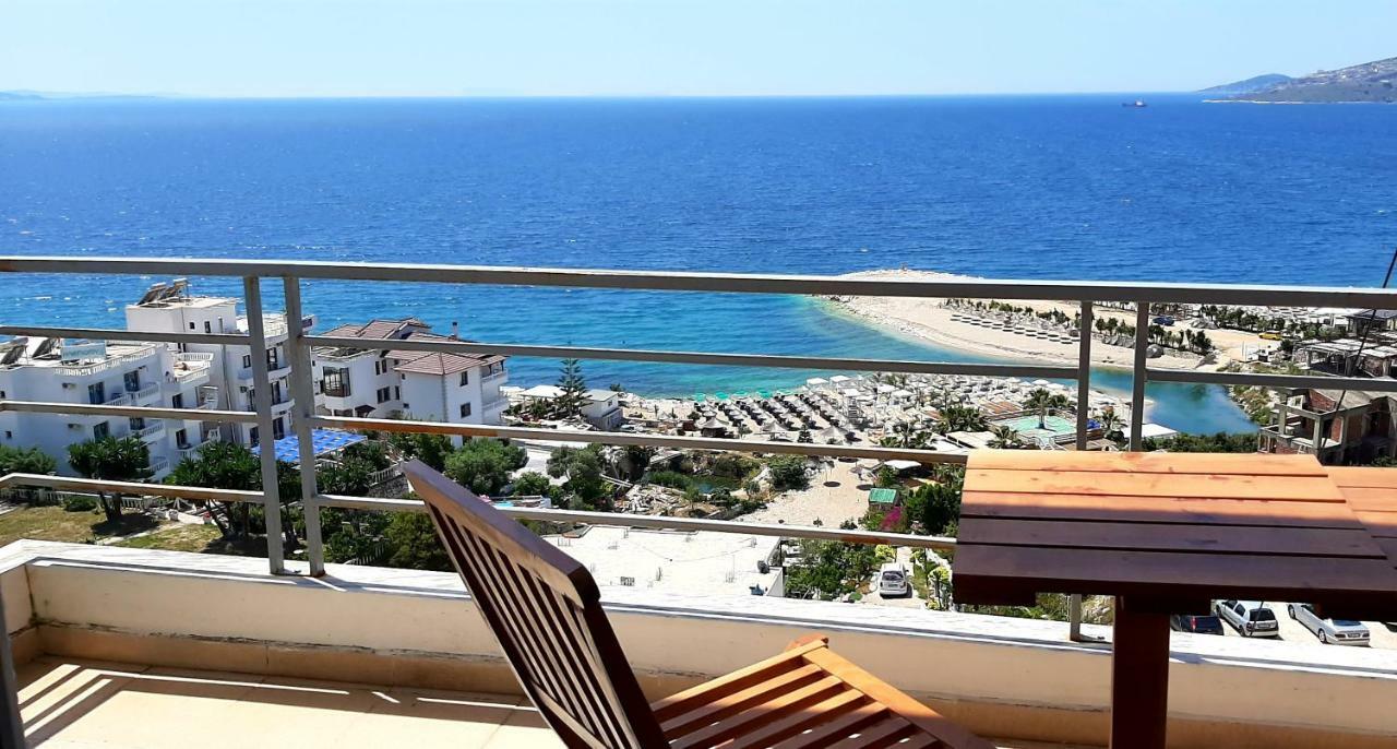 Sunrise Hotel Sarandë Esterno foto